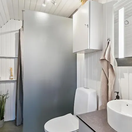Tatil Evi Beautiful In With Kitchen Glesborg