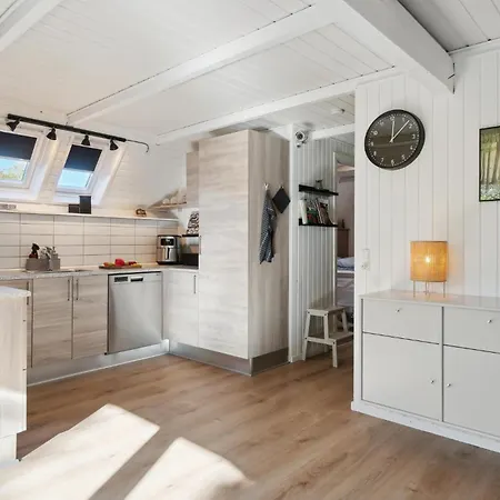 Beautiful In With Kitchen